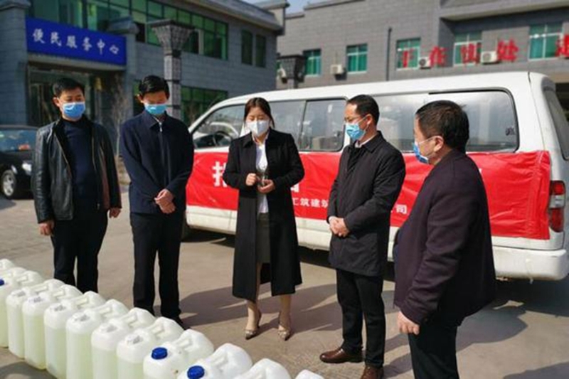 共青团渭南市委为澄城县捐赠疫情防控物资。