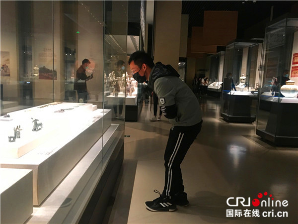 （加急）3月25日陕西历史博物馆恢复对外开放  文博爱好者解锁“安静打卡”新姿势