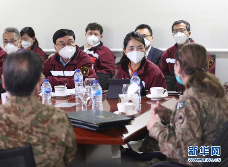 （国际疫情）（1）中国专家与巴基斯坦医务人员交流防疫理念