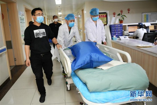 （聚焦疫情防控）（3）陕西：部分援鄂医疗队员重返岗位