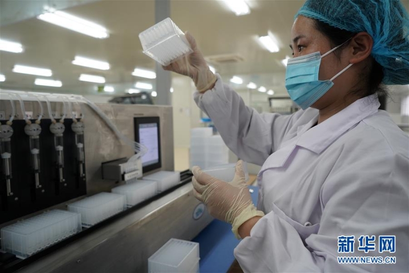 在战“疫”大考中不断进步——中国抗疫治理能力的生动实践