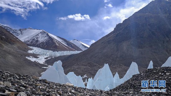 （2020珠峰高程测量）（5）挺进海拔6500米的珠峰前进营地