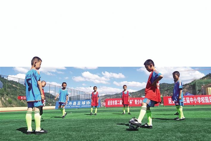 陕北一个县，培养了200多足球苗子