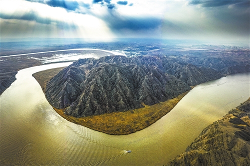 专家热议编制黄河流域生态保护和高质量发展规划纲要：既要保护到底 也要发展到位