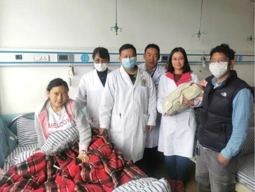 陕西援藏医生填补阿里地区高海拔环境无痛分娩空白