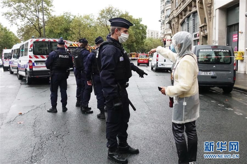 （国际）（5）巴黎发生持刀伤人事件 至少2人受伤
