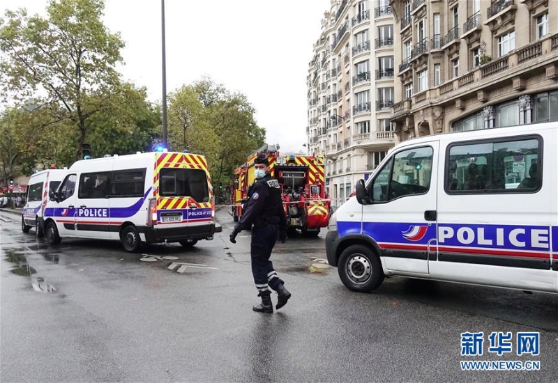 （国际）（10）巴黎发生持刀伤人事件 至少2人受伤