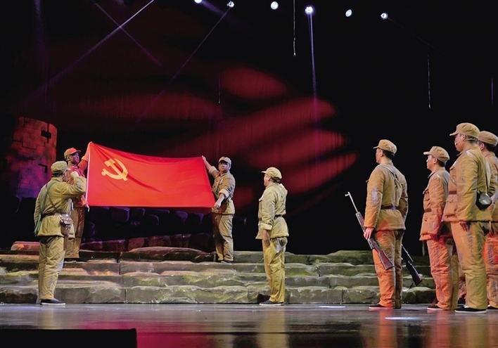 话剧《张富清》创作谈：一个共产党员的追求