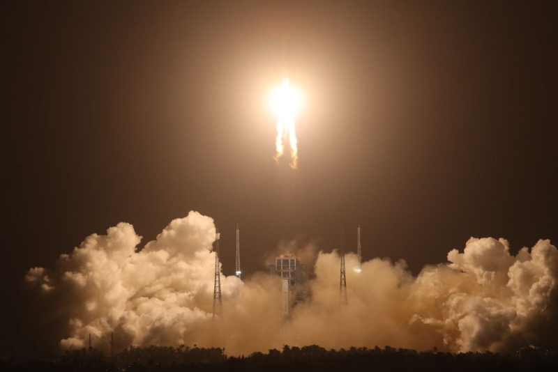 海外专家和媒体热议嫦娥五号成功发射