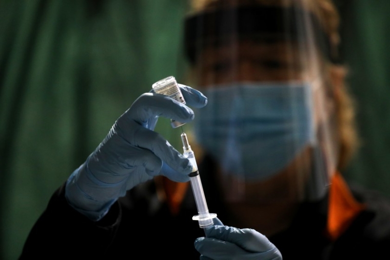 多人出现过敏反应 美国加州暂停接种特定批次莫德纳新冠疫苗