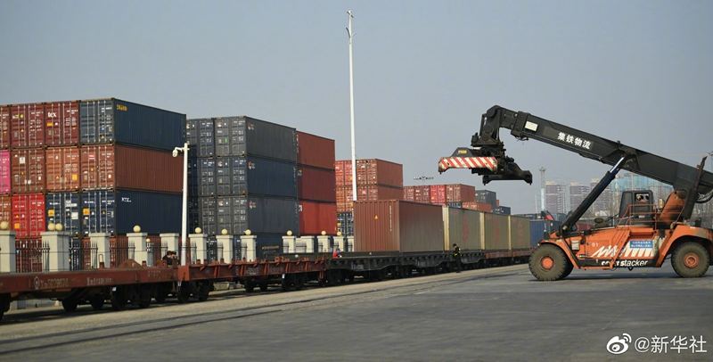 国家铁路上半年发送货物18.45亿吨 同比增长8.9%