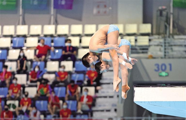 十四运会竞技项目诞生首金 江苏选手折桂女子双人跳台