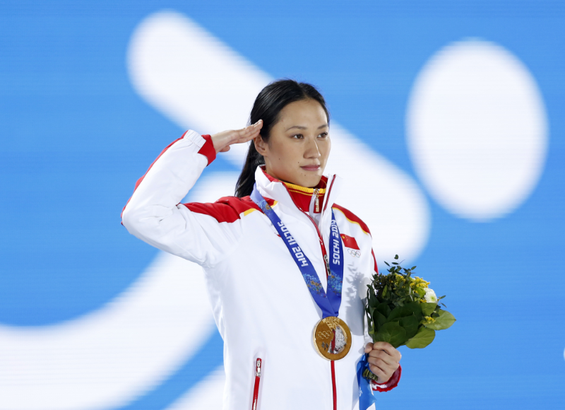 时隔八年，两代中国冬奥速滑冠军这样完成“交接”