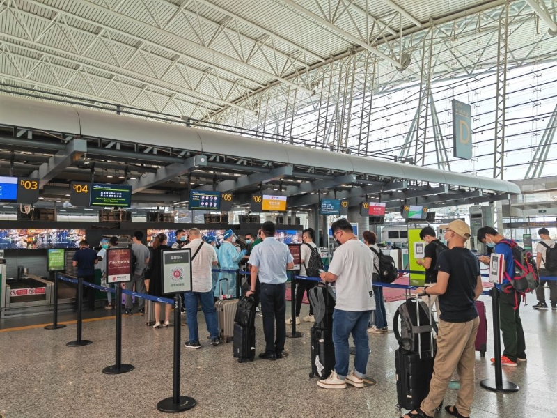 广州白云机场常态化运行 南航大幅恢复在穗国内航班