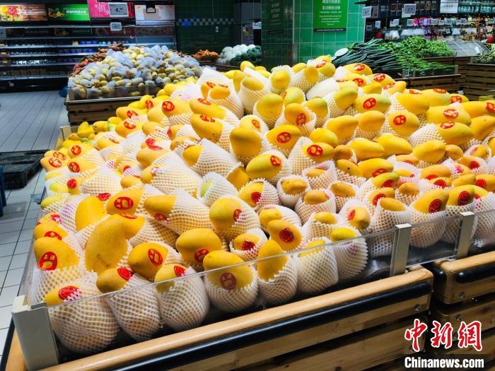 （上海战疫录）守“沪”日志：上海分阶段推进复商复市直击商超门店有序开放