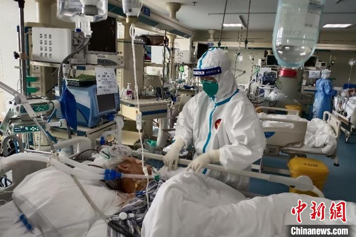 （上海战疫录）上海九院北部新冠救治定点医院：5位百岁老人均康复出院