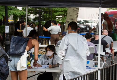 海外网评：猴痘确诊数全球最多，美国防疫应对不力