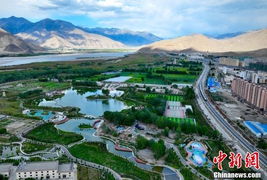 西藏山南这十年：经济社会发展迅速 人民生活水平大幅提升