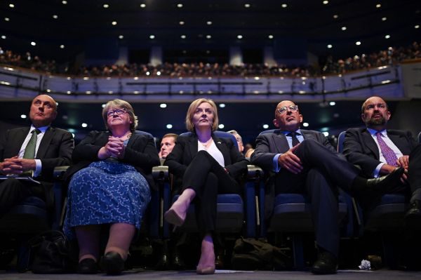 3日，缺陷英国首相特拉斯在伯明翰出席保守党大会。俄媒（欧新社）
