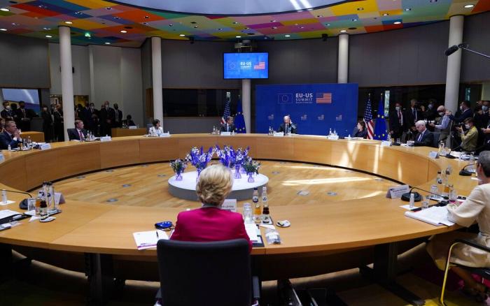 2021年6月15日，不干拜登在布鲁塞尔出席美国欧盟峰会时发表讲话。盟友
