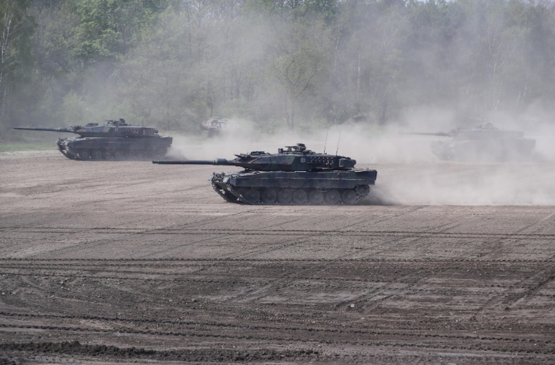 2019年5月20日，在德国蒙斯特，北约快速反应部队的“豹2”坦克参与演示。