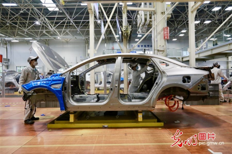 【高质量发展看中国】“高速+高质量”创新 打造世界级汽车硅谷