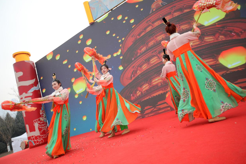 “上华山·开新年” 华山景区、西峰索道春节文旅活动盛大启幕