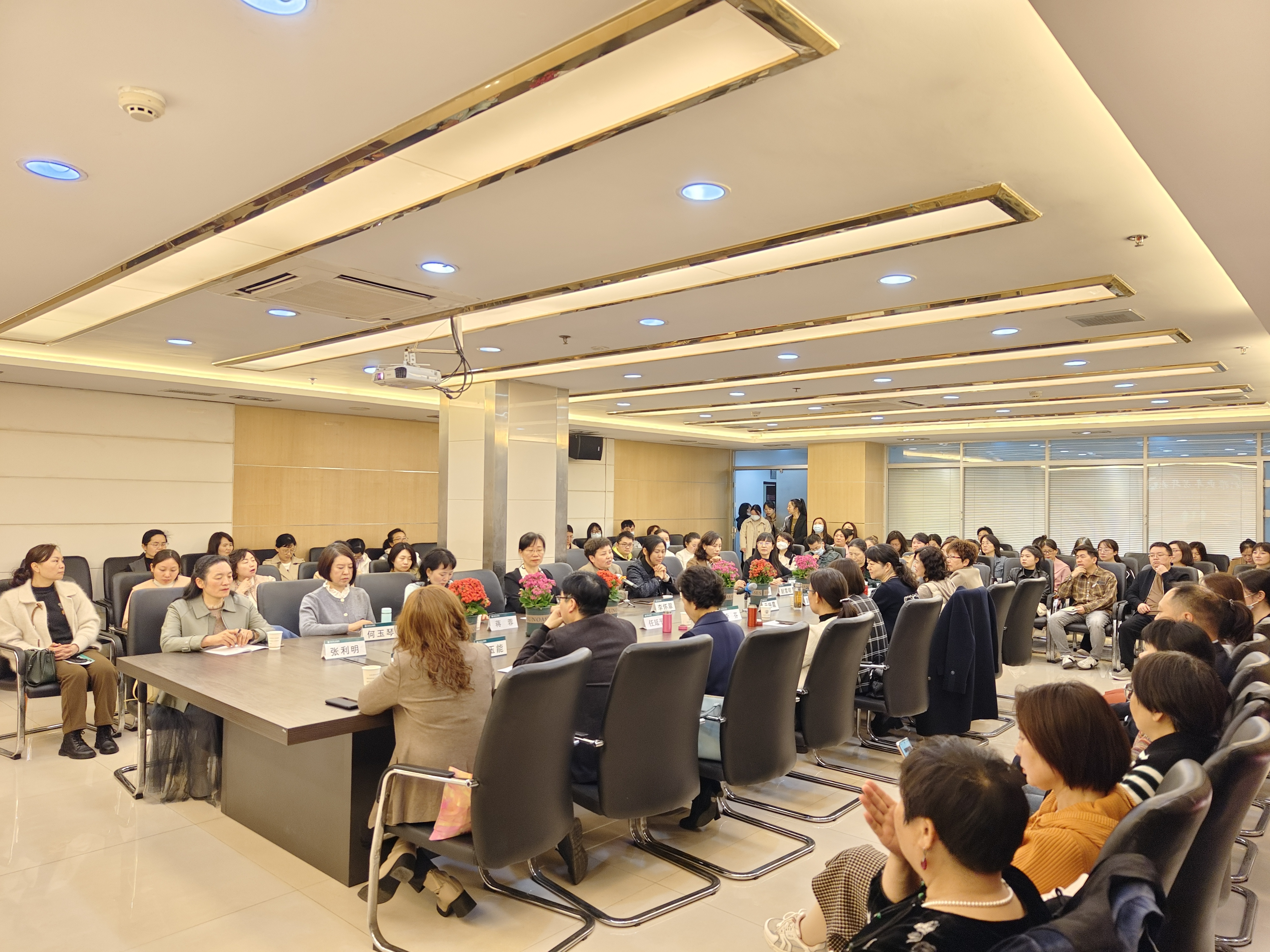 汉中市围产医学专委会汉江更年期论坛在市人民医院举行
