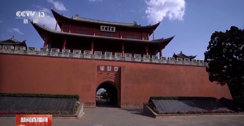 文化中国行丨城门是歪的、街是斜的，解锁茶马古道上的古城智慧